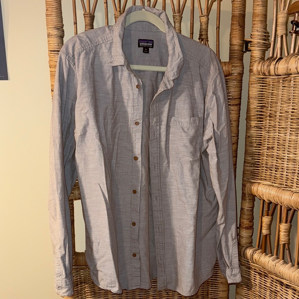 Patagonia Light Gray Button-Up Shirt